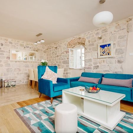 Old Town Museum Square Apartment Котор Экстерьер фото