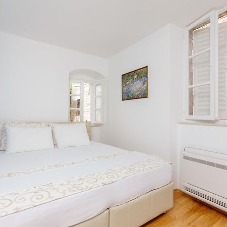 Old Town Museum Square Apartment Котор Экстерьер фото