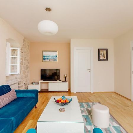 Old Town Museum Square Apartment Котор Экстерьер фото