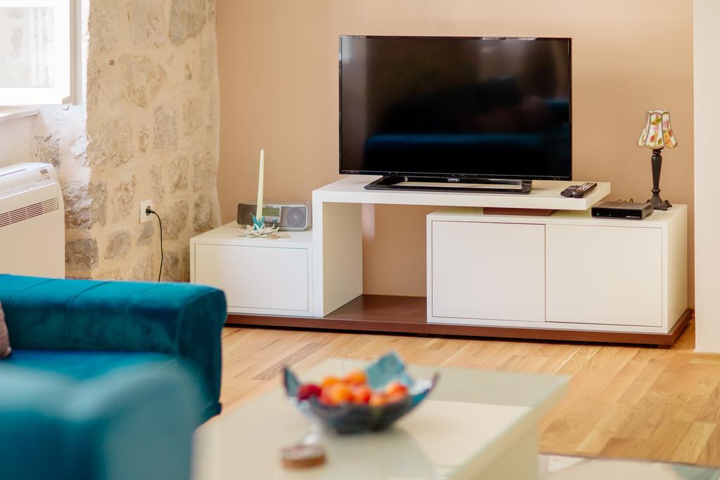 Old Town Museum Square Apartment Котор Экстерьер фото