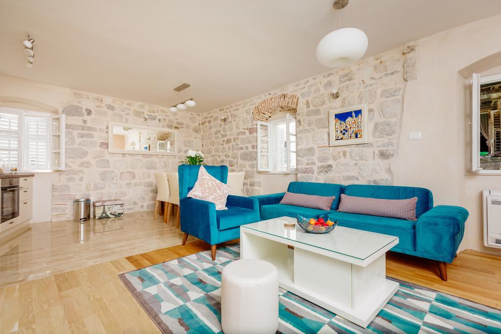 Old Town Museum Square Apartment Котор Экстерьер фото