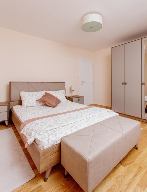 Old Town Museum Square Apartment Котор Экстерьер фото