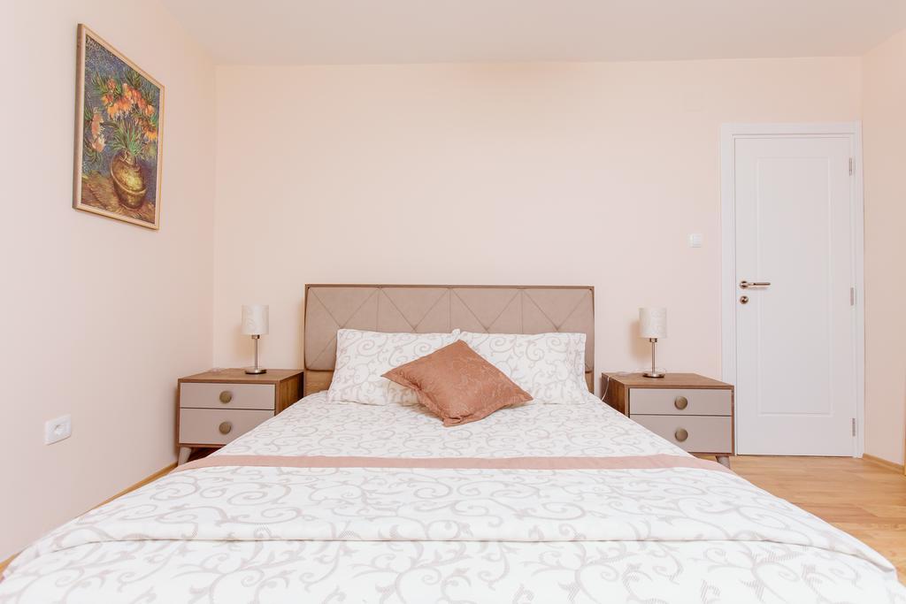 Old Town Museum Square Apartment Котор Экстерьер фото